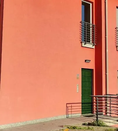 Casa La Rosa - Waterfront Apartament *