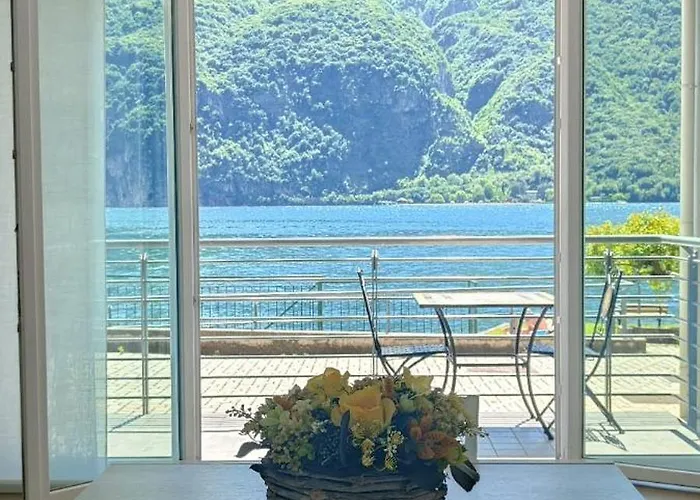 Casa La Rosa - Como Lake View Διαμέρισμα Abbadia Lariana